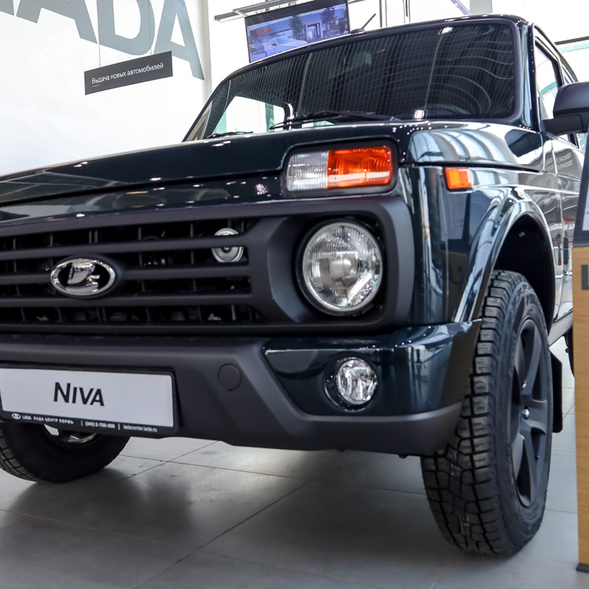 Lada Niva взорвала автомобильный рынок Великобритании: российскую иномарку  готовы покупать в 2,5 раза дороже - KP.RU