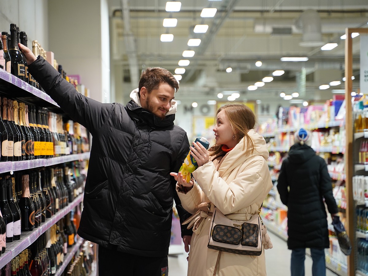 Как будут продавать алкоголь в Ульяновске в новогодние праздники, когда не  продают алкоголь в новогодние праздники - KP.RU