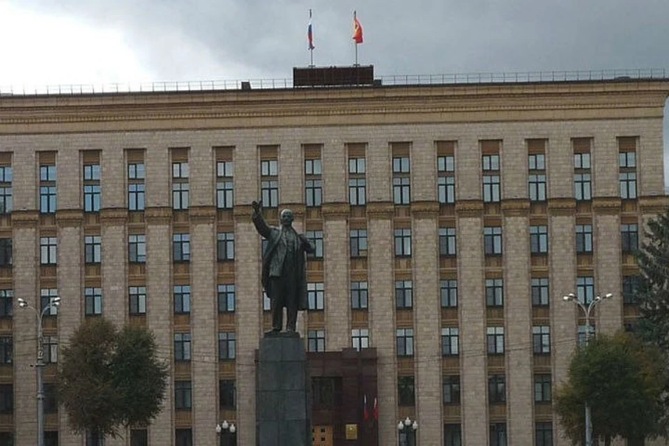 Первым руководителем министерства региональной безопасности областного правительства стал Игорь Попов.