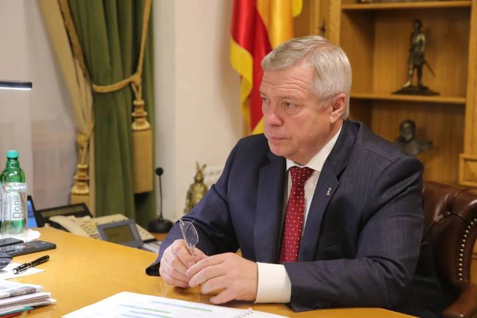 Губернатор Василий Голубев заявил, что вся Ростовская область скорбит с Белгородом. Фото: пресс-служба правительства Ростовской области