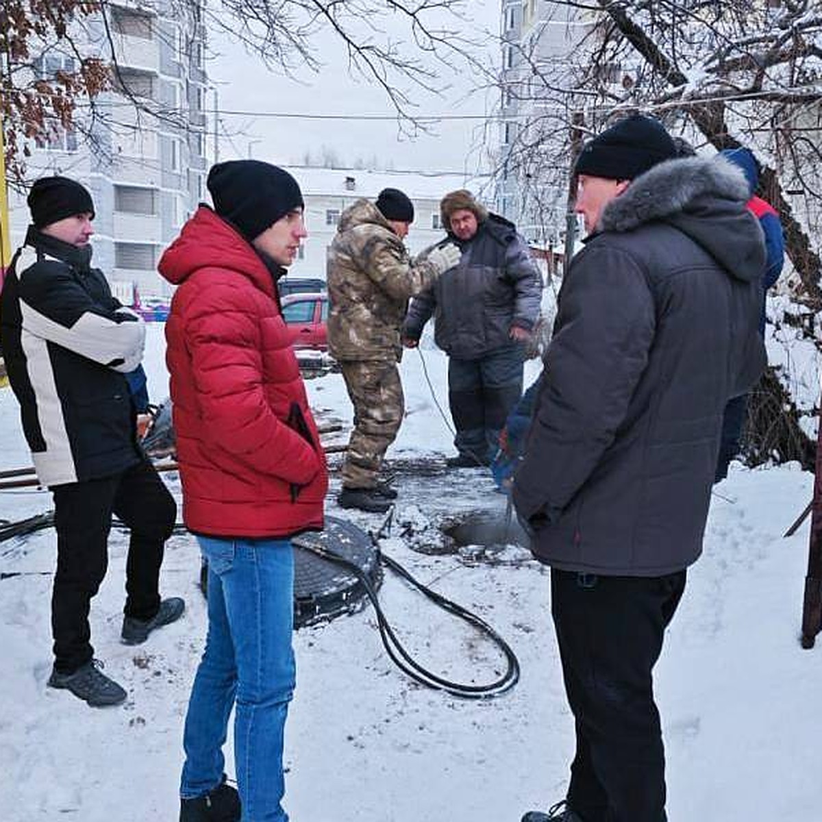 Режим ЧС ввели в доме без тепла по Шаталовой в Липецке из-за промерзших труб  - KP.RU