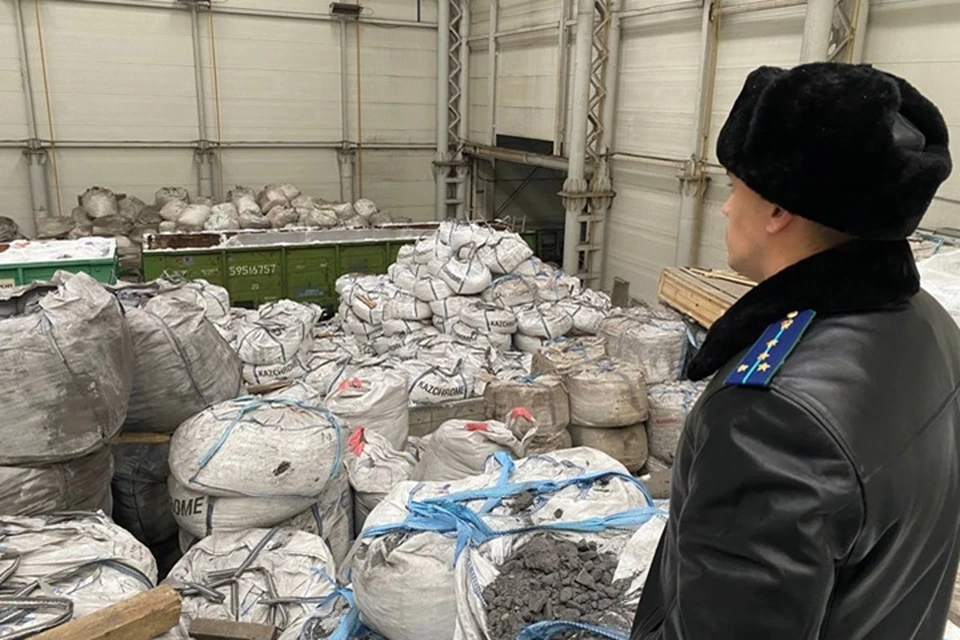 На место происшествия прибыл представитель прокуратуры Набережных Челнов.