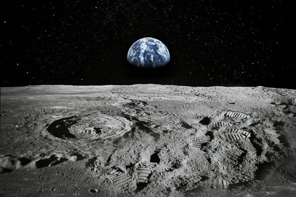 Япония стала пятой страной в истории, которая осуществила мягкую посадку на Луну
