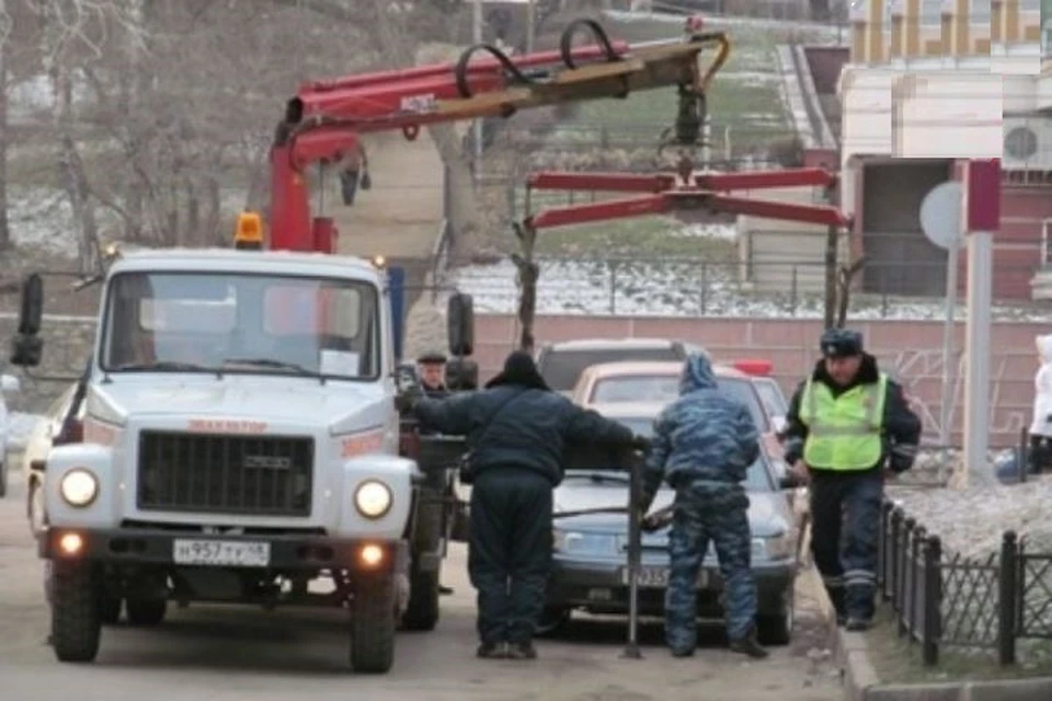 Заводы казани эвакуировали