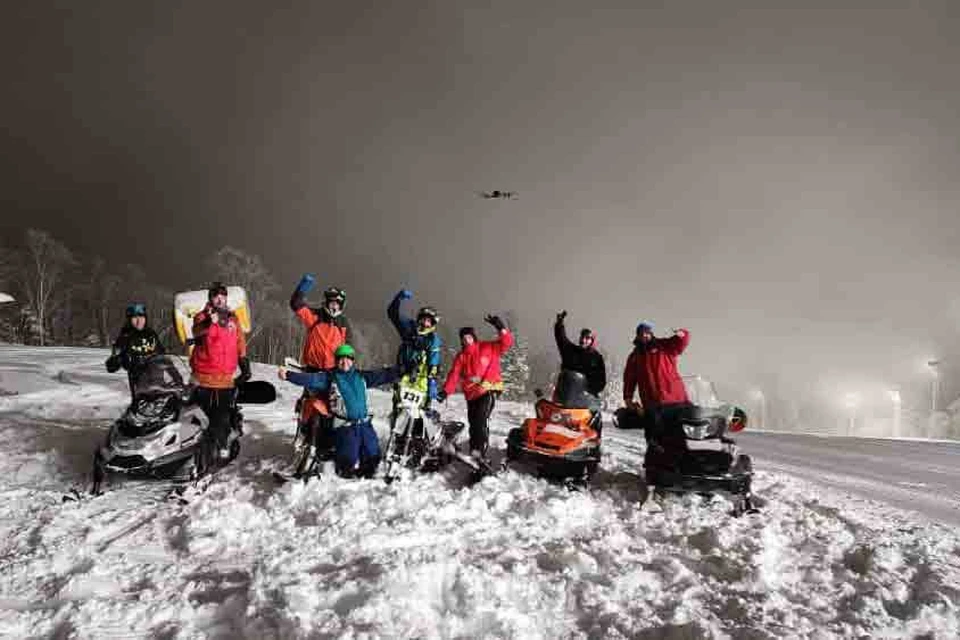 Искали мужчину сотрудники лыжного курорта, спасатели и неравнодушные жители. Фото: gorny_vozdukh.