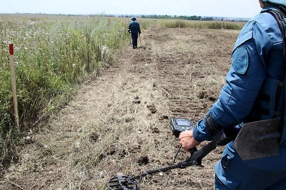 В Амвросиевском районе ДНР три дня специалисты будут утилизировать снаряды. Фото: МЧС ДНР
