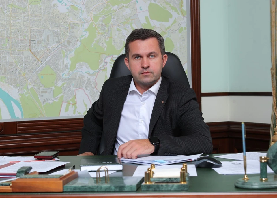 Мэр Томска надеется, что результаты диктанта его не разочаруют. Фото: Telegram-канал Дмитрия Махини