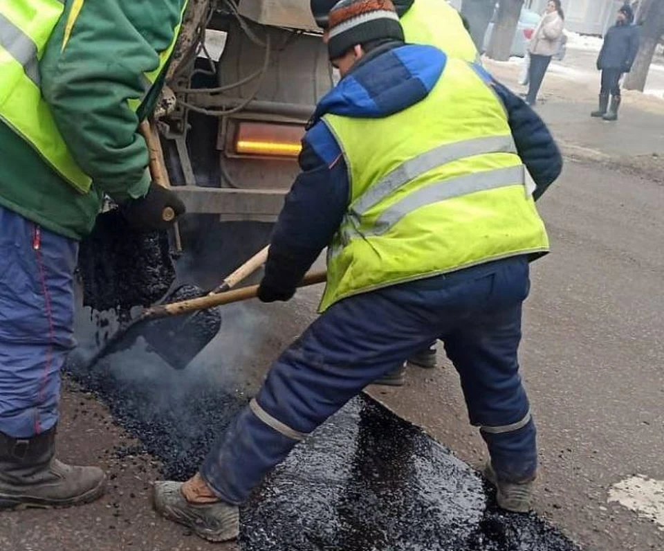 Качество ямочного ремонта в Воронеже устраивает не всех.
