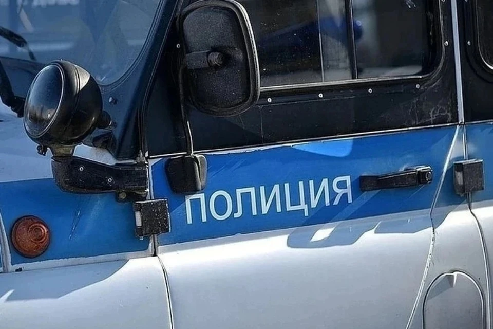 В Крыму пьяный водитель без прав устроил ДТП с полицейским авто