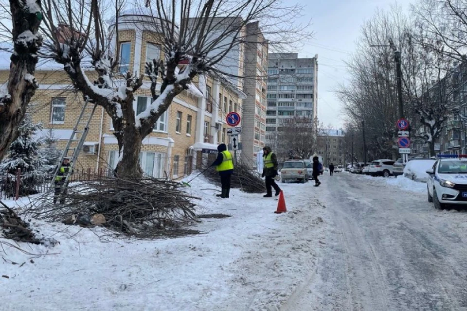 Работы ведутся ежедневно, если позволяет погода. Фото: киров.рф