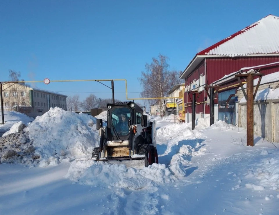 В Ульяновске за выходные дорожники вывезли с улиц 850 самосвалов снега | ФОТО: администрация Ульяновска