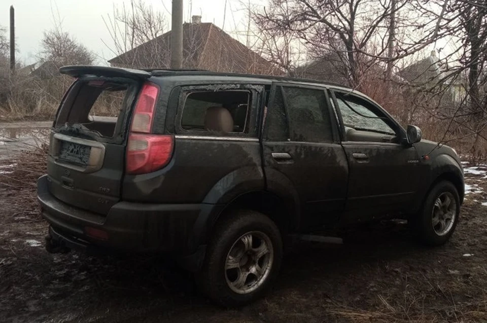 13 февраля в пригороде Лисичанска ВСУ сбросили взрывчатку с беспилотника на автомобиль с семьей из трех человек. Фото - администрация Лисичанска