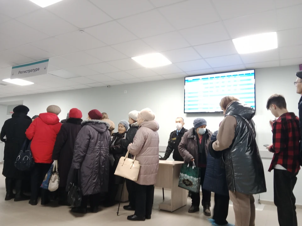В первую очередь пока здесь будут обслуживать взрослых пациентов