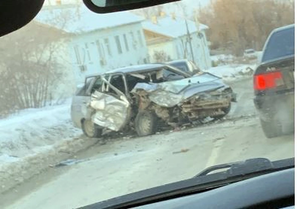 Фото: Два водителя попали в больницу в результате тройного ДТП в Вольске
