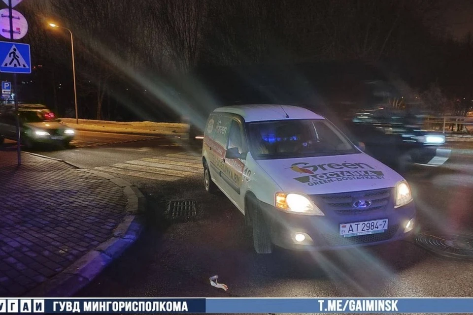 Легковушка сбила 9-летнюю девочку на улице Петра Глебки в Минске. Фото: УГАИ ГУВД Мингорисполкома.