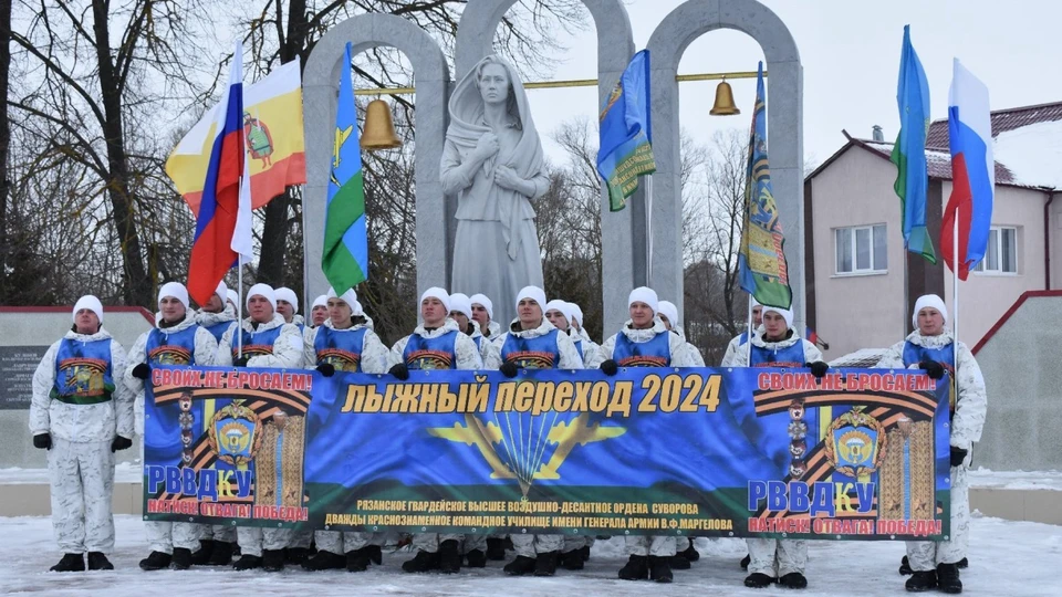 Десантники на лыжах преодолели около 150 км. Фото: Издательство Пресса