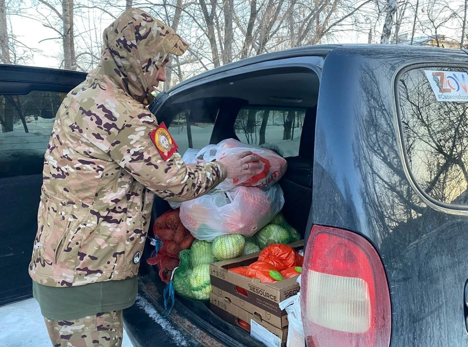 Для изготовления суповых концентратов закупили капусту, морковь, мясо и другие ингредиенты / Фото: Единая Россия