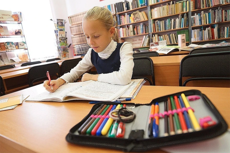 Педагог рассказала, почему школьникам обязательно надо писать от руки