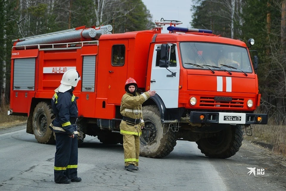 На место ЧП приехали девять спасателей