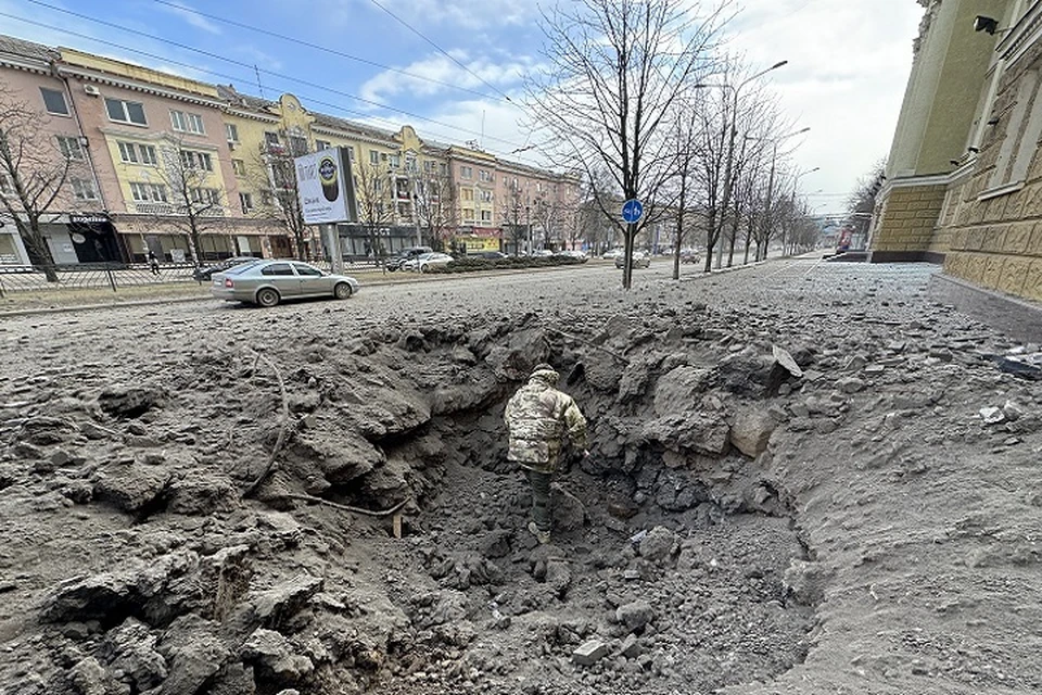 От ракетного удара ВСУ в центре Донецка ранены две женщины