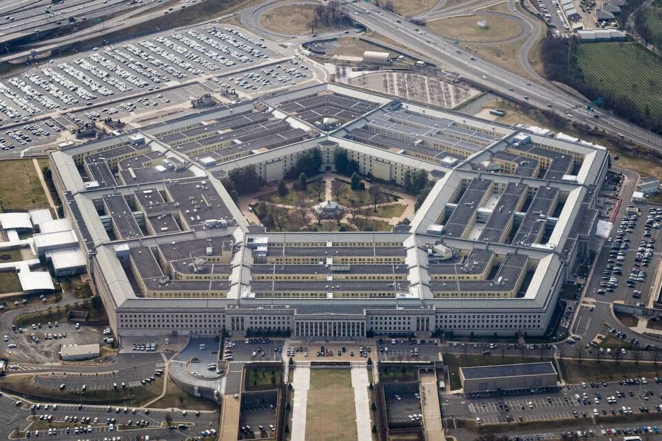 Пентагон: США не видят гонки вооружений в сфере ИИ