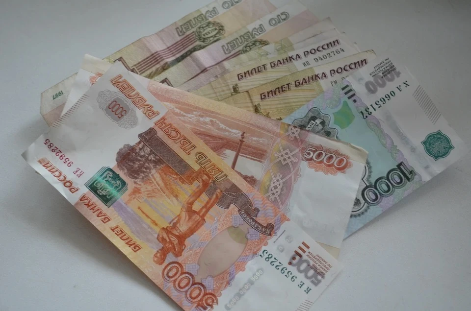 В Коми женщина перевела мошенникам почти 2 млн рублей