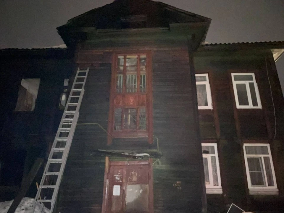 В Твери ввели режим повышенной готовности в сгоревшем доме по улице Инициативной Фото: прокуратура Тверской области