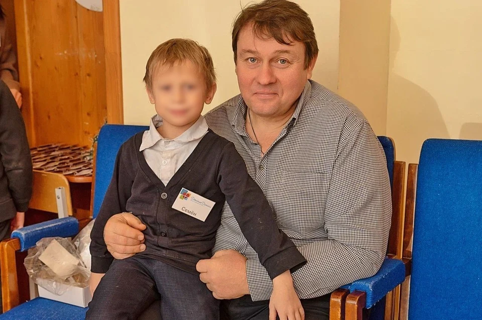 Всего в Рыбновской школе-интернате сейчас больше 70 детей, сообщил её директор Валерий Протасов.