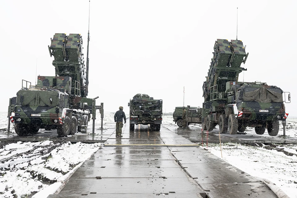 The Guardian: НАТО сейчас находится на грани эскалации украинского конфликта