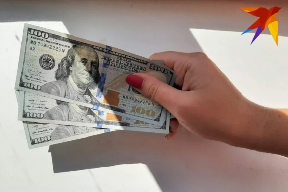 Минчанин потерял 3000 рублей, доверившись аферистам из интернета. Снимок используется в качестве иллюстрации.