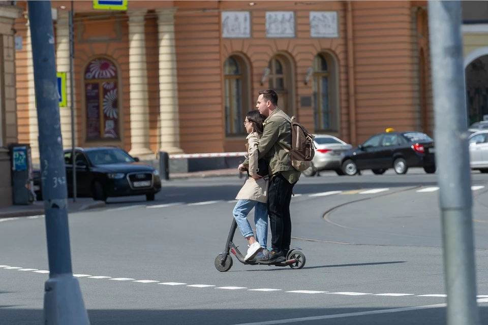 Для Петербурга закупят новые модели электросамокатов.