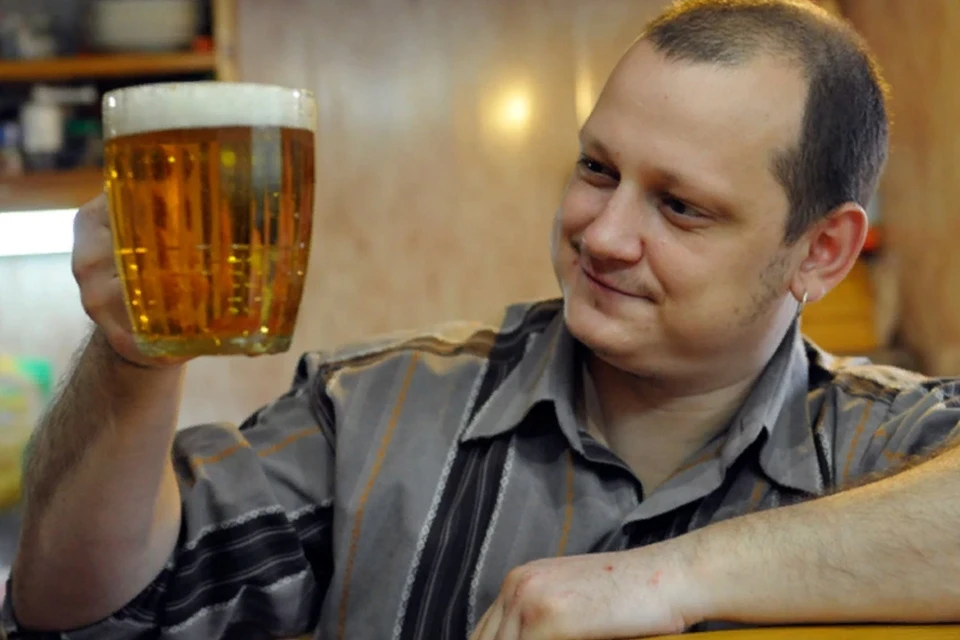 Крупные производители пива в России повысят цены на 8-15%