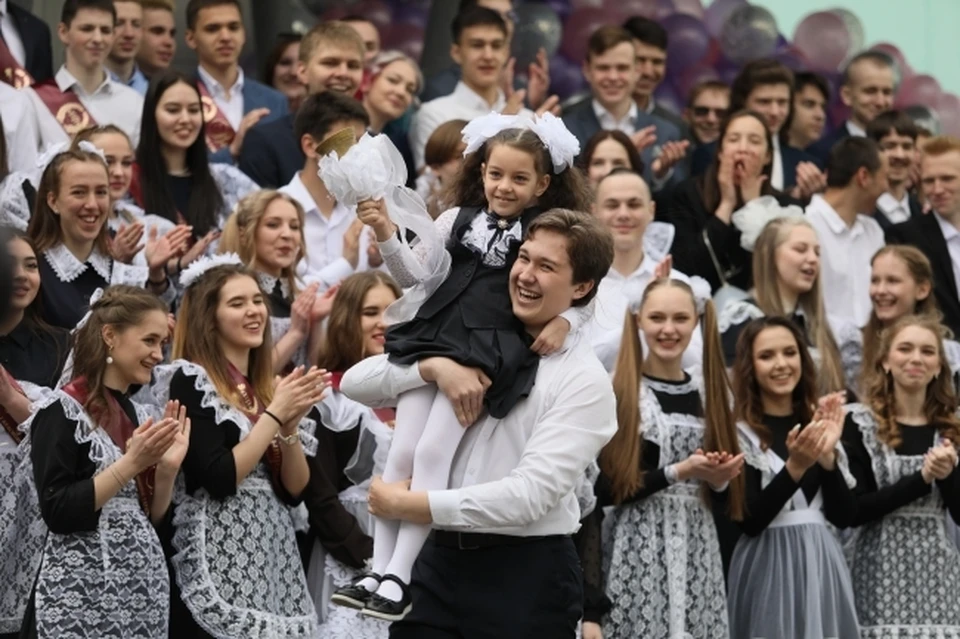 Смолянам рассказали, как подать заявление в первый класс