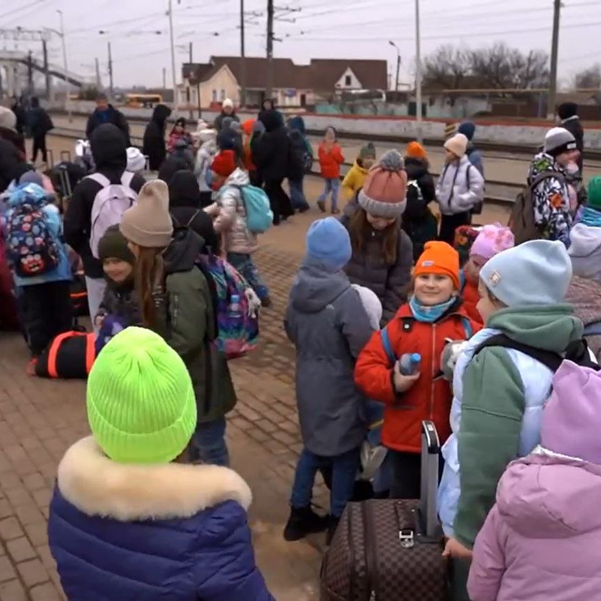 Едем за спокойствием и тишиной»: белгородских школьников принимают в разных  концах страны - KP.RU