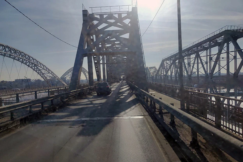 Старый Борский мост закрыли на ремонт до ноября.