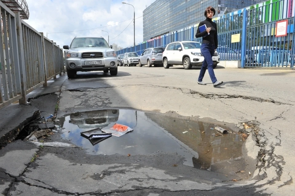Провалы на улицах Нижнего Новгорода устраняют после зимы