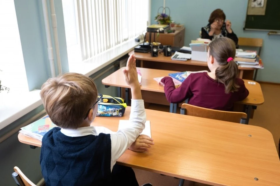В Новосибирской области 1 апреля начнется прием заявлений в 1 класс