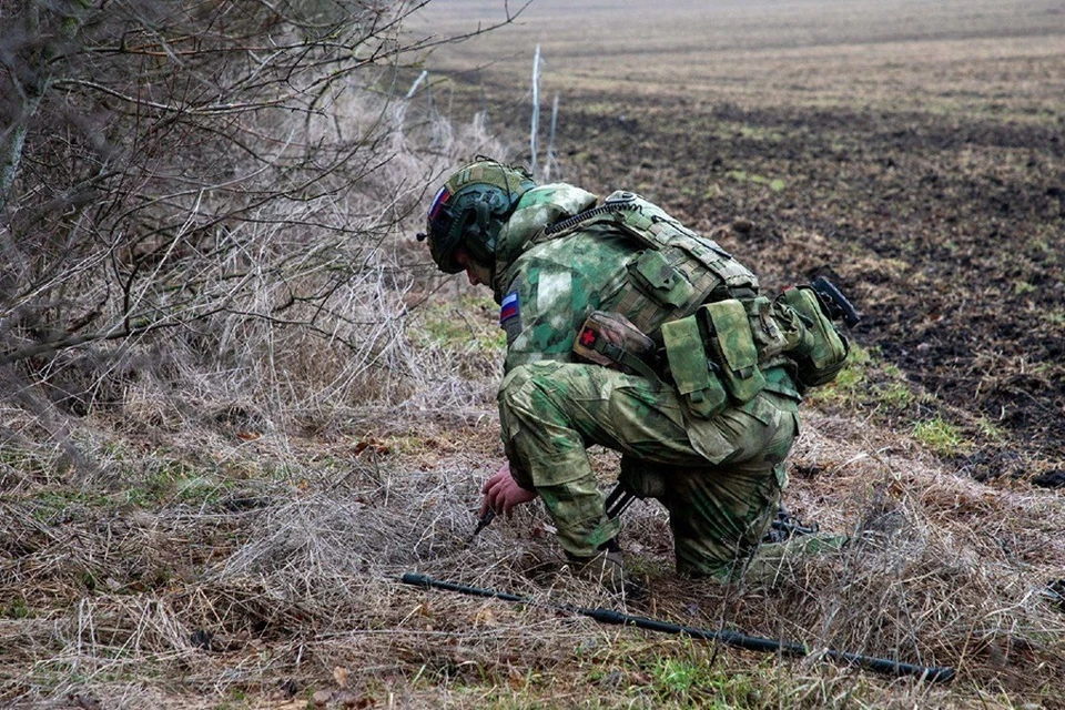 Бойцы Росгвардии обнаружили схрон с боеприпасами в ДНР. Фото: Росгвардия