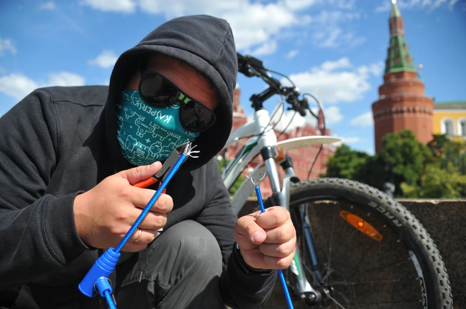 35-летний ульяновец болторезом перекусил тросовые замки и украл два велосипеда