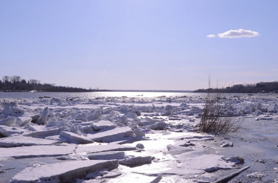 В верхнем течении реки Луза началась подвижка льда