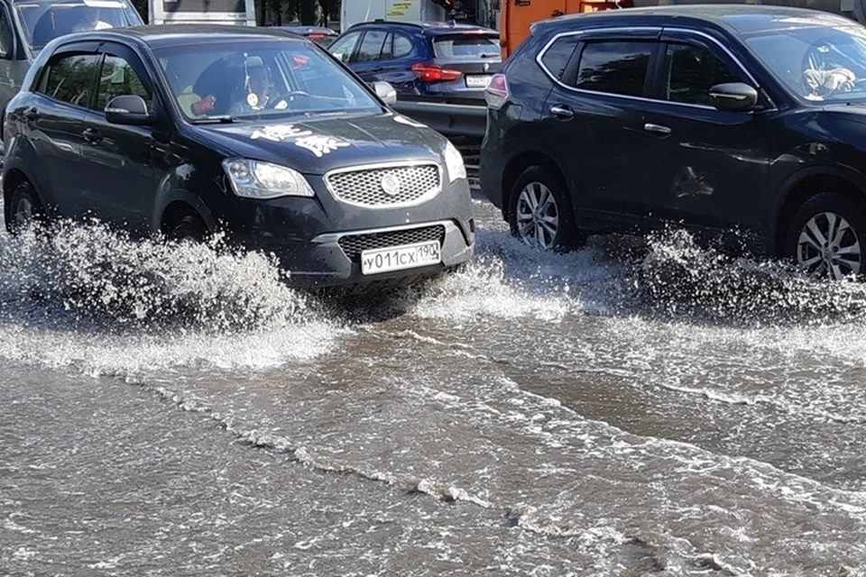 Талая вода постепенно идет на спад.