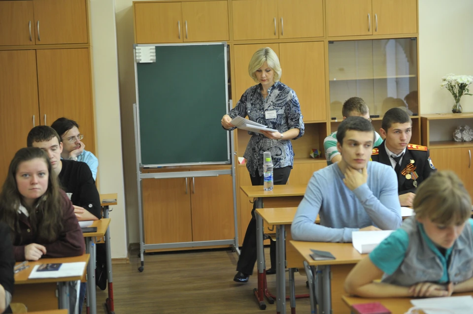 Средняя зарплата нижегородских учителей выросла до 51 490 рублей в 2023 году.