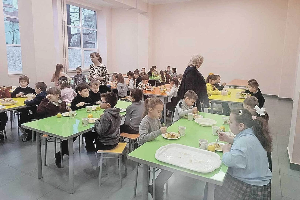 Вопрос организации питания в школах находится на контроле руководителя региона.