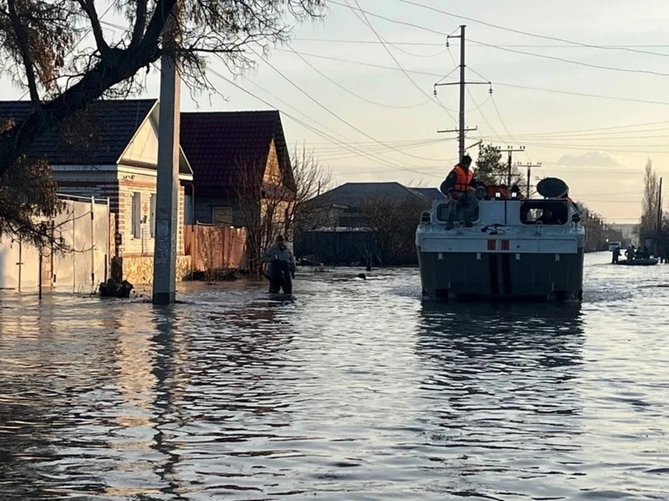 Ситуация с паводком в Оренбургской области нормализуется не ранее 25 апреля. Фото: МЧС