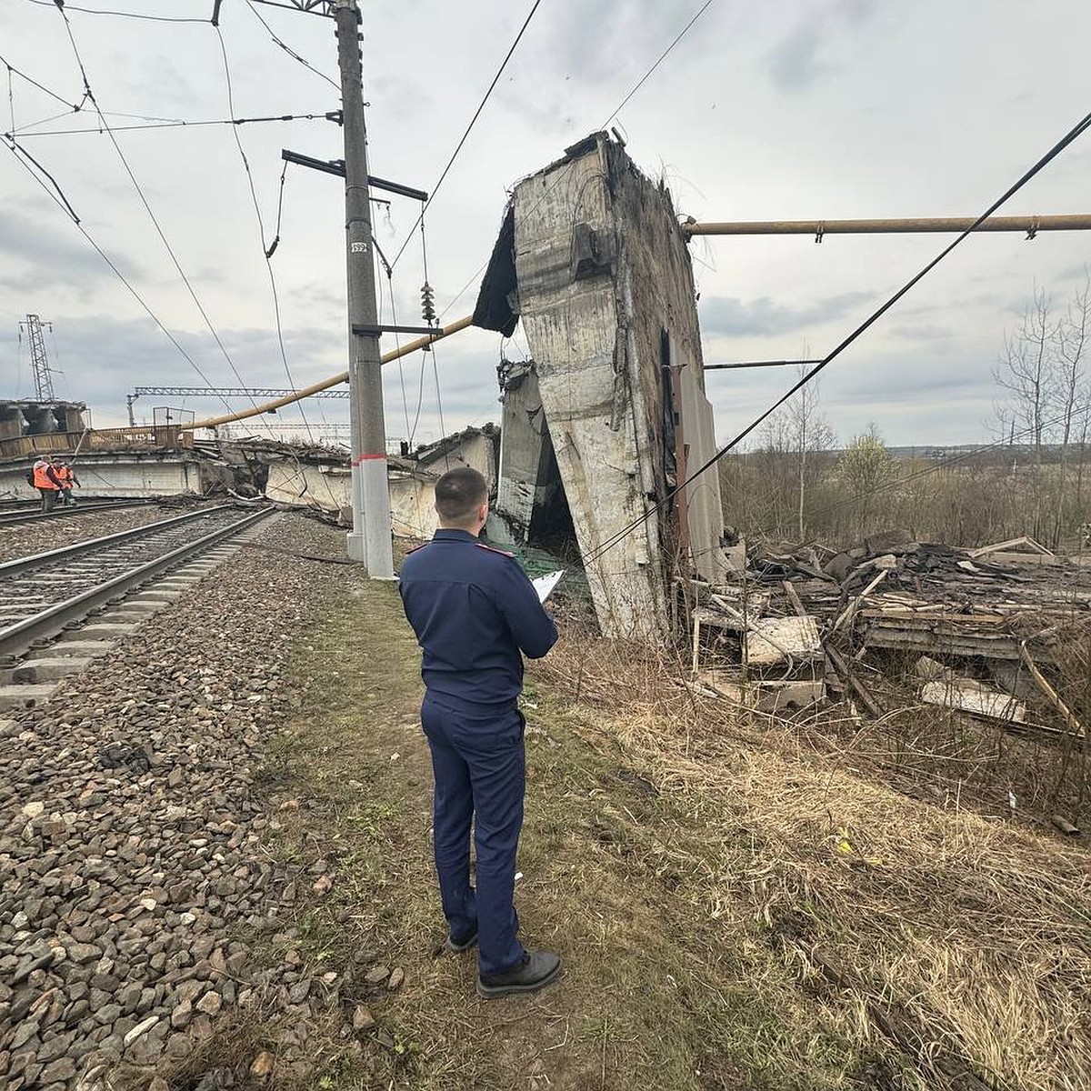 Шесть человек пострадали, один погиб: в Вязьме рухнул Панинский мост - KP.RU