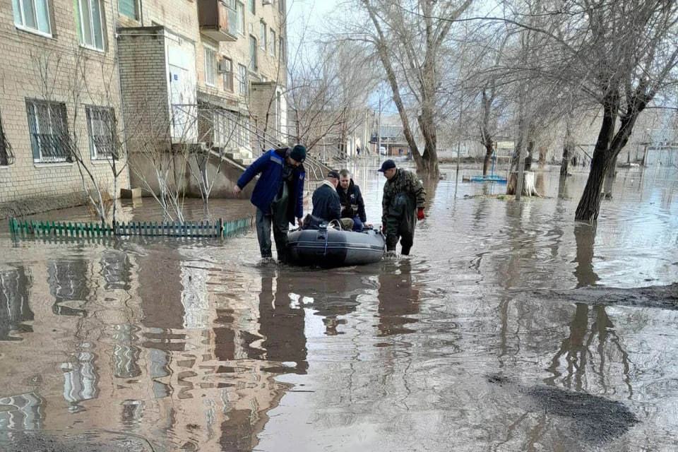 В Оренбурге прозвучала сирена с призывом к эвакуации из-за наводнения