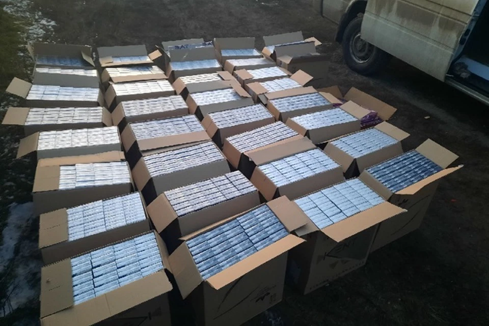 В ЛНР полицейскими были изъяты 50 тысяч пачек контрафактных сигарет. Фото - МВД ЛНР