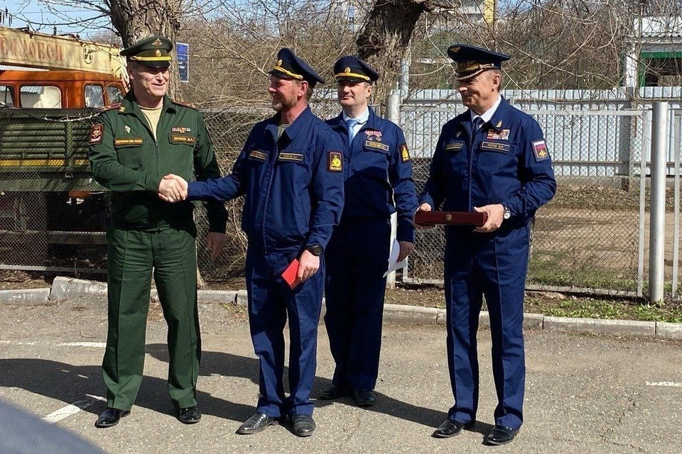 В областном центре на базе ДОСААФ РФ состоялось мероприятие «От героев былых времен». Фото: русское общество «Пересвет»