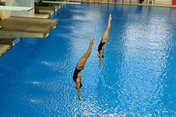 В Калуге проходит первенство России по прыжкам в воду среди юниоров