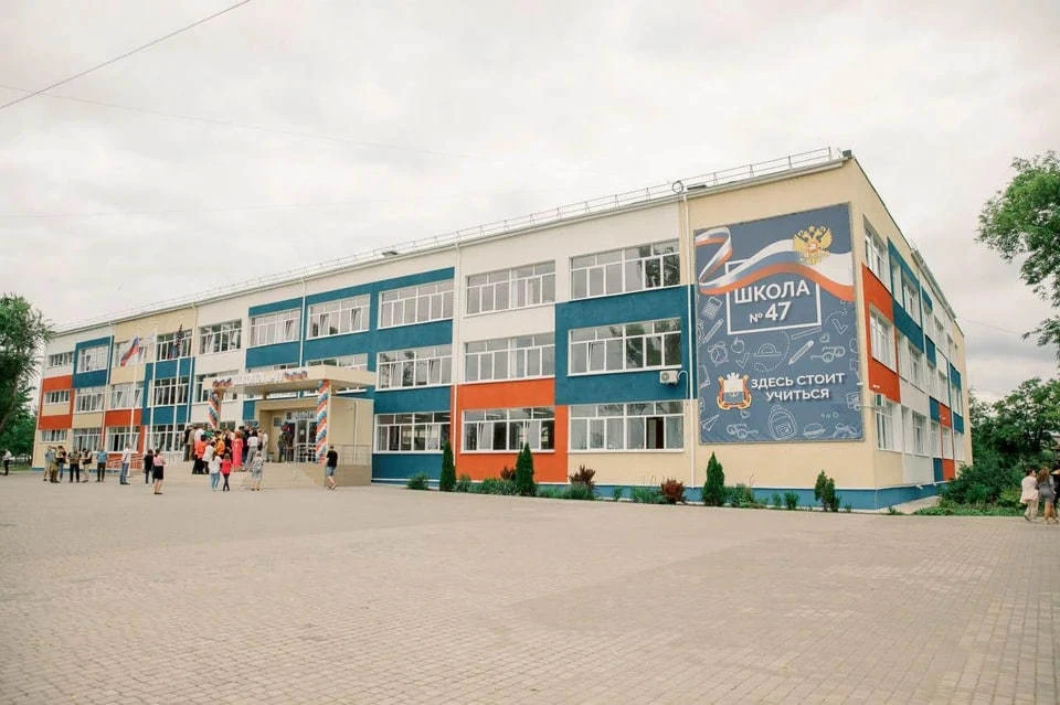 К началу учебного года в Ильичевском районе Мариуполя откроют несколько школ. Фото: Администрация Мариуполя